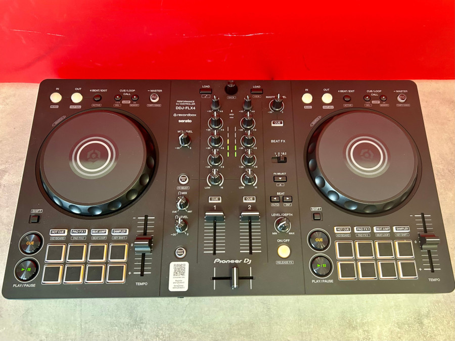pioneer-dj-ddj-flx4-2-channel-dj-controller-pre-owned-9393757.jpg